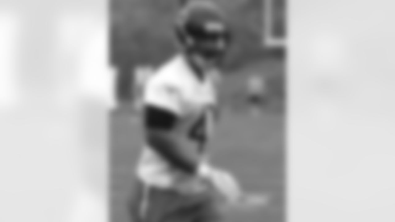 LB Isaiah Irving