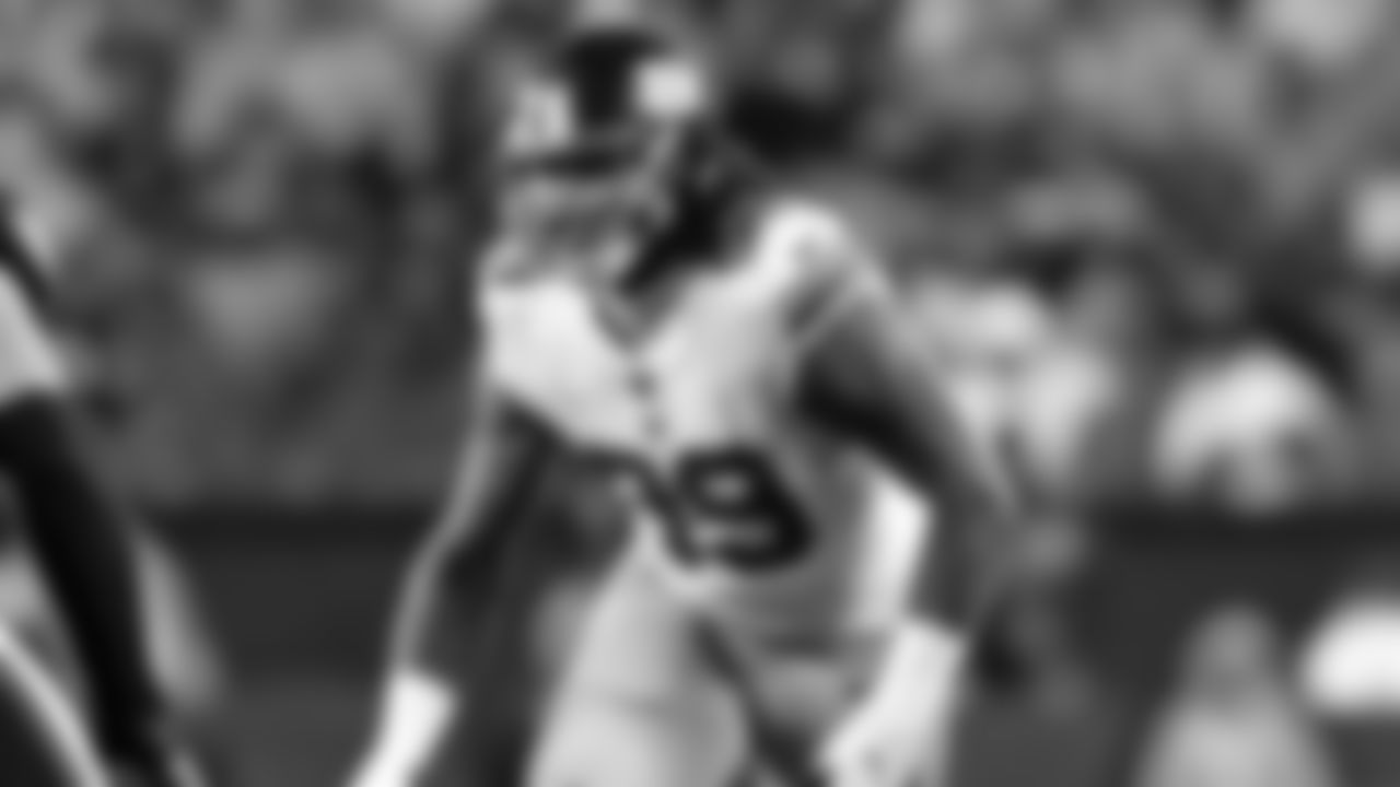 27. DE Leonard Williams