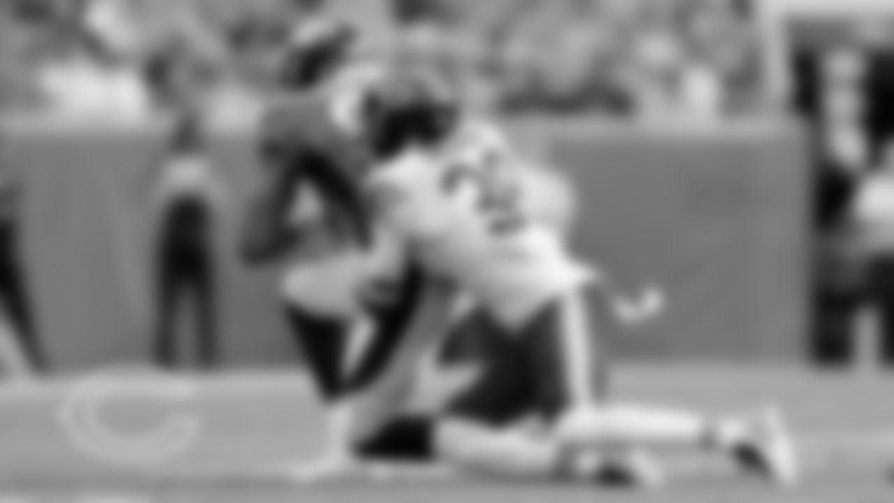 Home vs. Denver Broncos
Last meeting in Chicago: November 22, 2015
Series tied 8-8-0