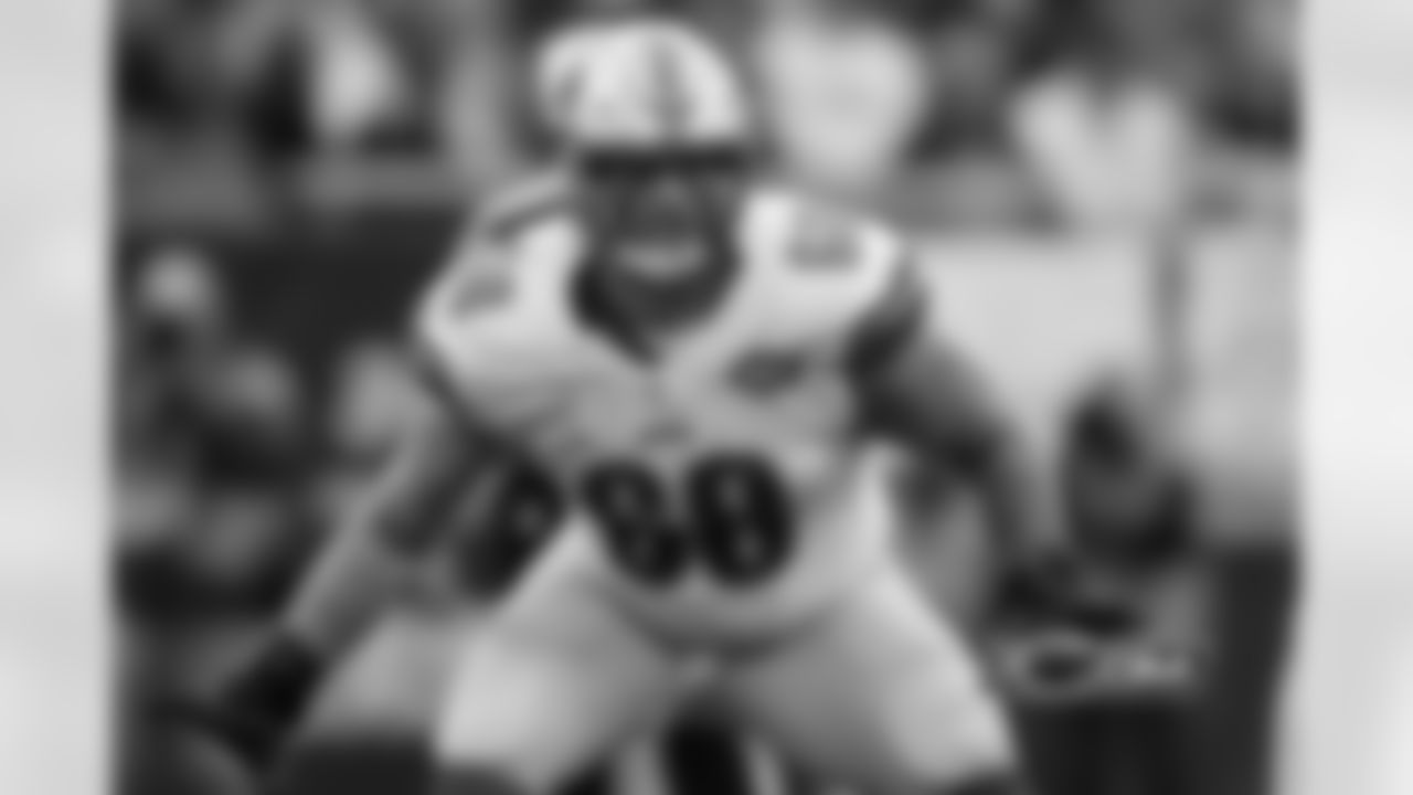 T Taylor Decker, Lions - Decker excelled on the Lions offensive line at left tackle, starting all 16 games.