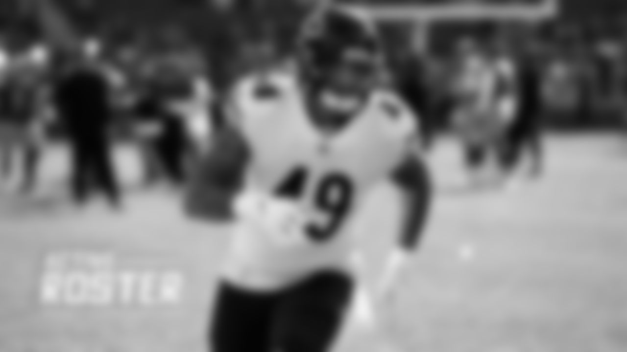 OLB Kylie Fitts