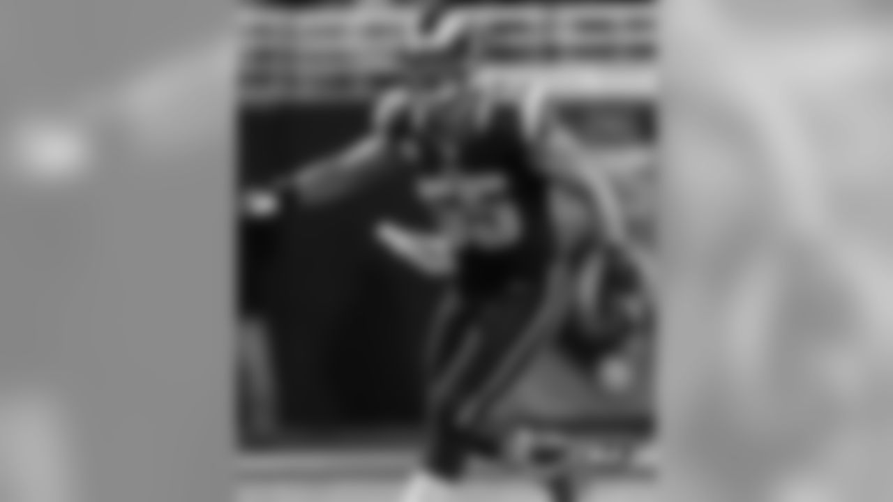 MLB 55 James Laurinaitis