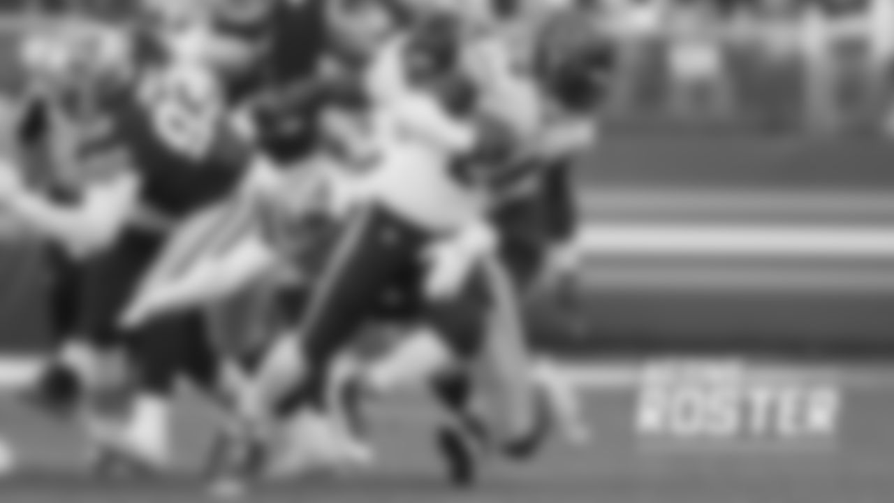 RB Jordan Howard