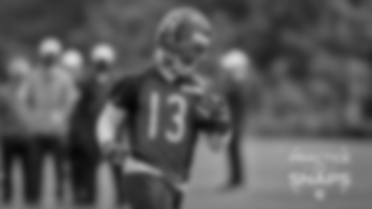 WR Marvin Hall