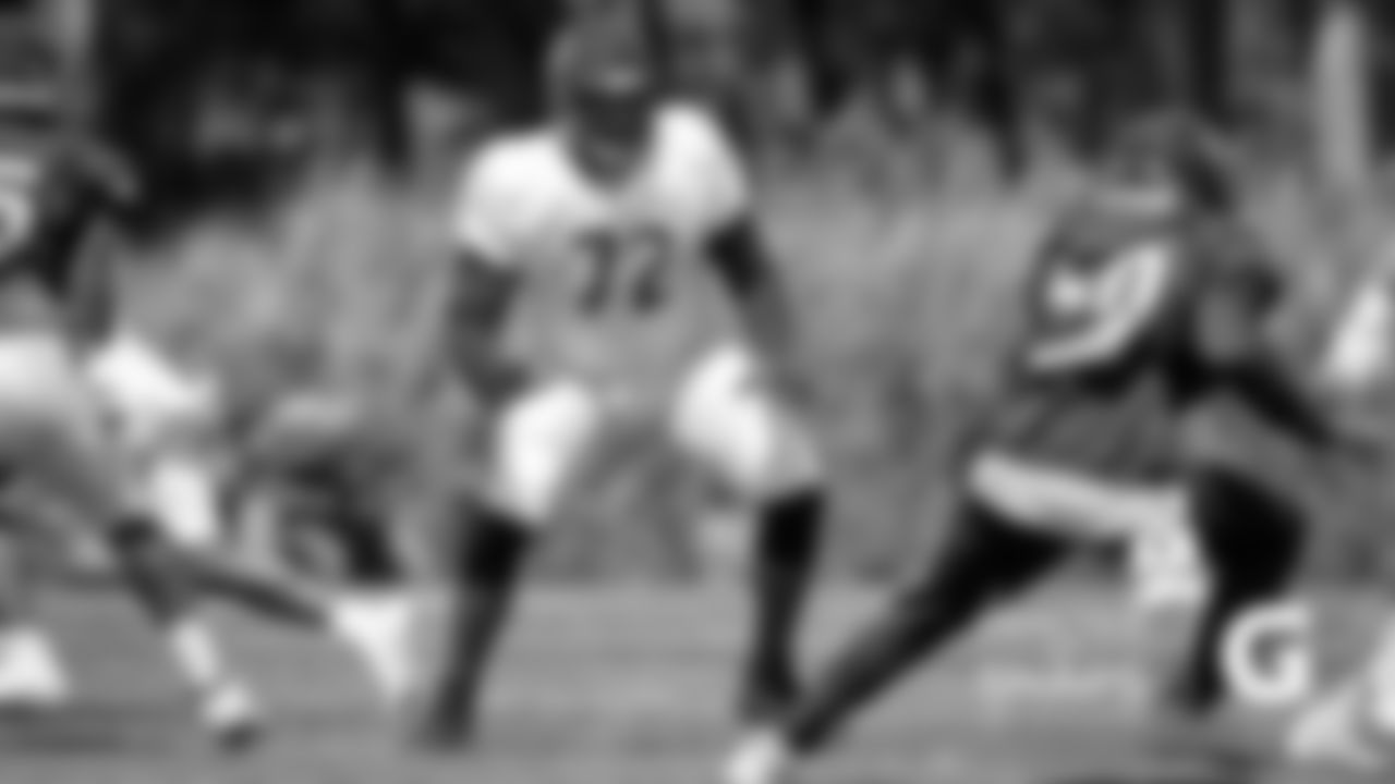 OL Charles Leno Jr.