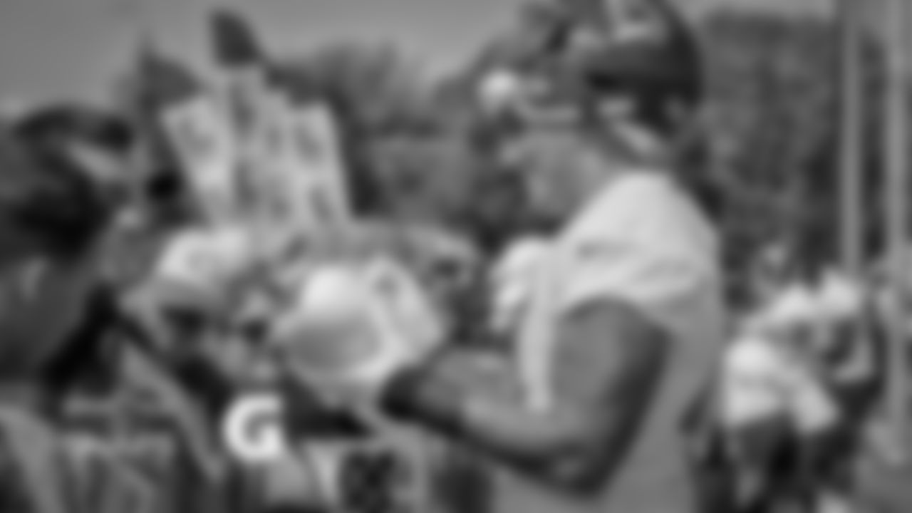 LB Kylie Fitts