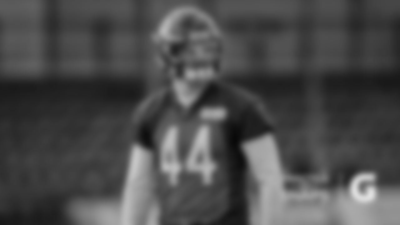 LB Nick Kwiatkoski