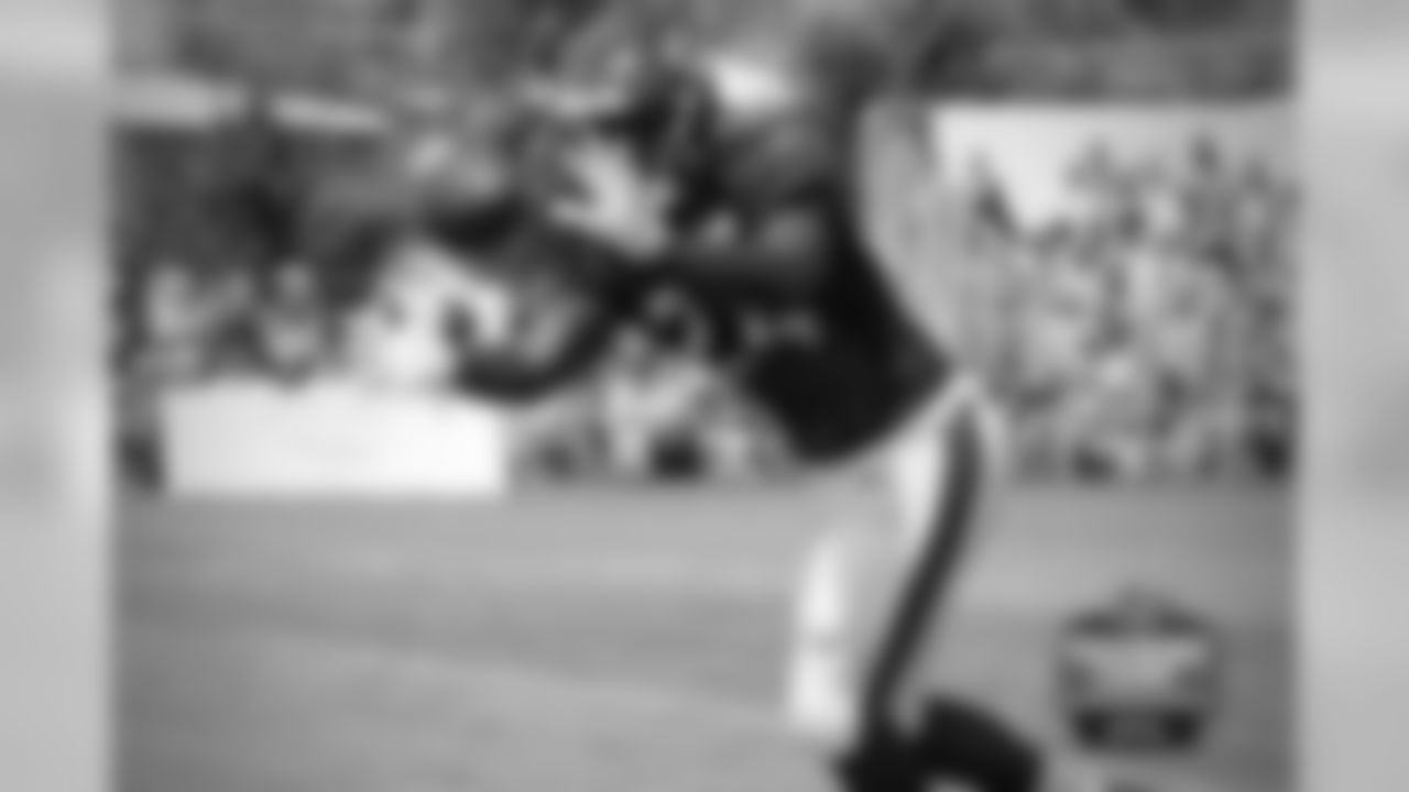 RB Jordan Howard