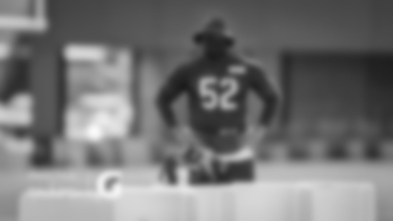 LB Khalil Mack