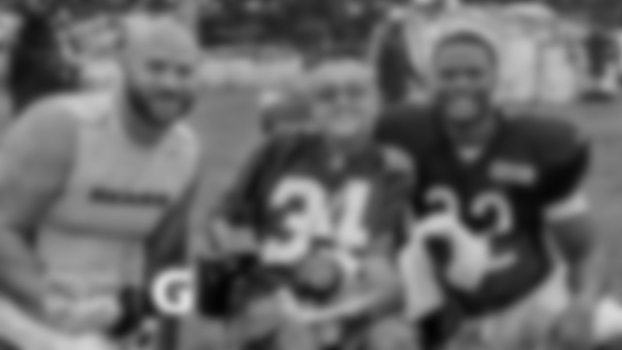 OL Kyle Long, RB David Montgomery