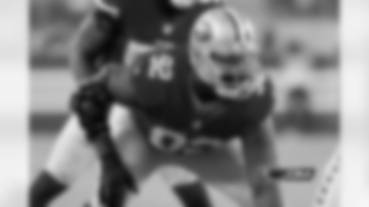 Backup: Tank Carradine