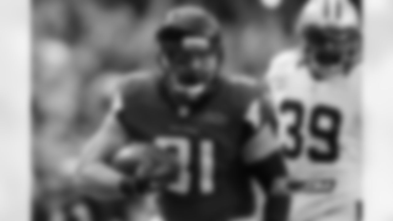 TE Tony Moeaki