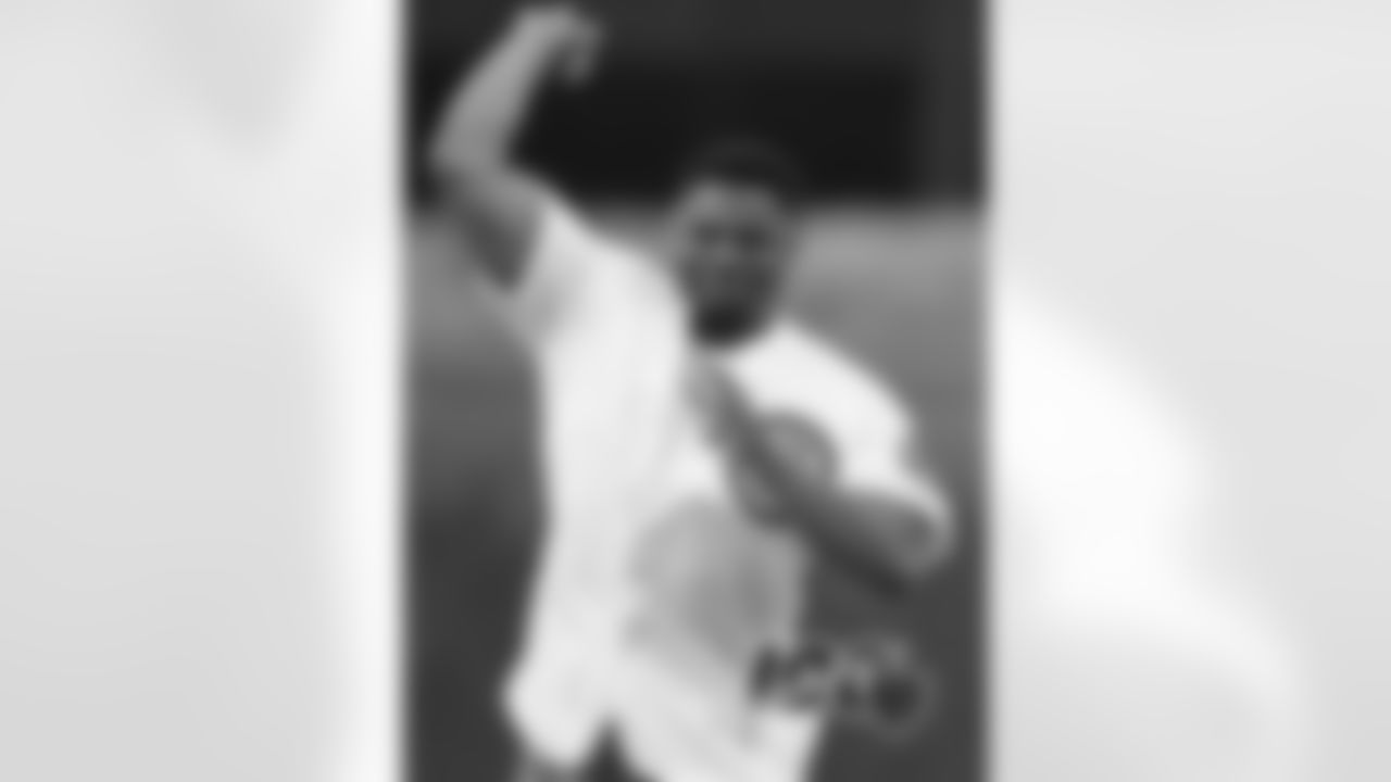 LB Khalil Mack