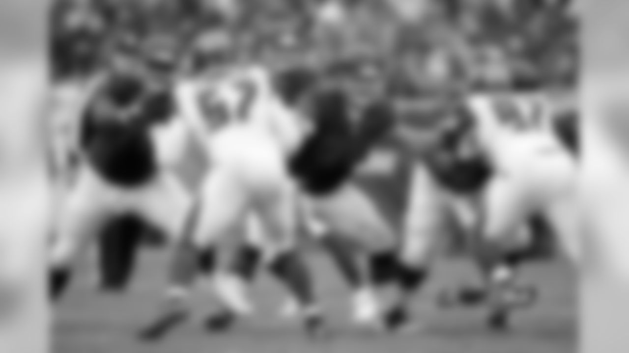 Last meeting: Bears won 21-13 on Nov. 23, 2014 at Soldier Field.