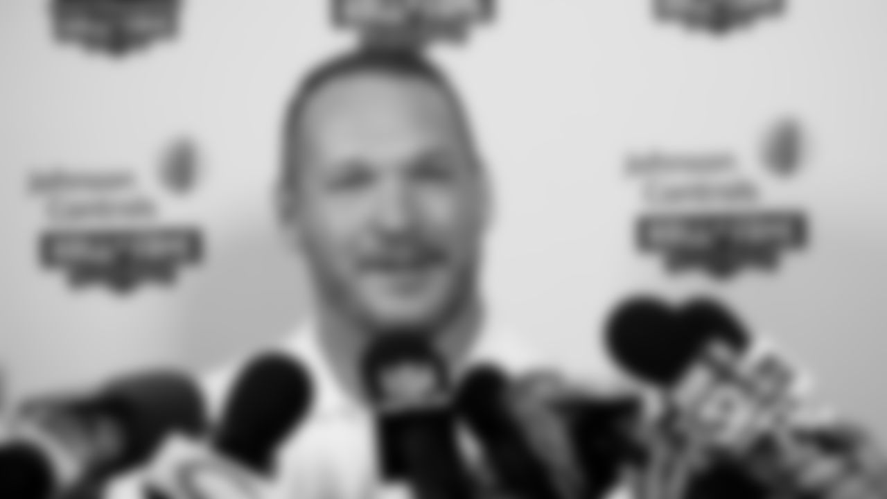 urlacher-03-hof-080418