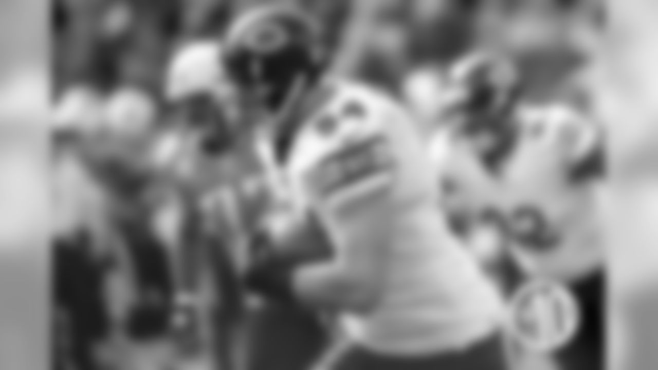 In one of the final games of his career, Urlacher returned an interception 46 yards for a touchdown in a 51-20 thrashing of the Titans Nov. 4, 2012 in Tennessee.