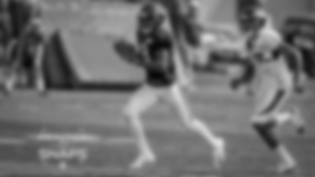 WR Garrett Johnson