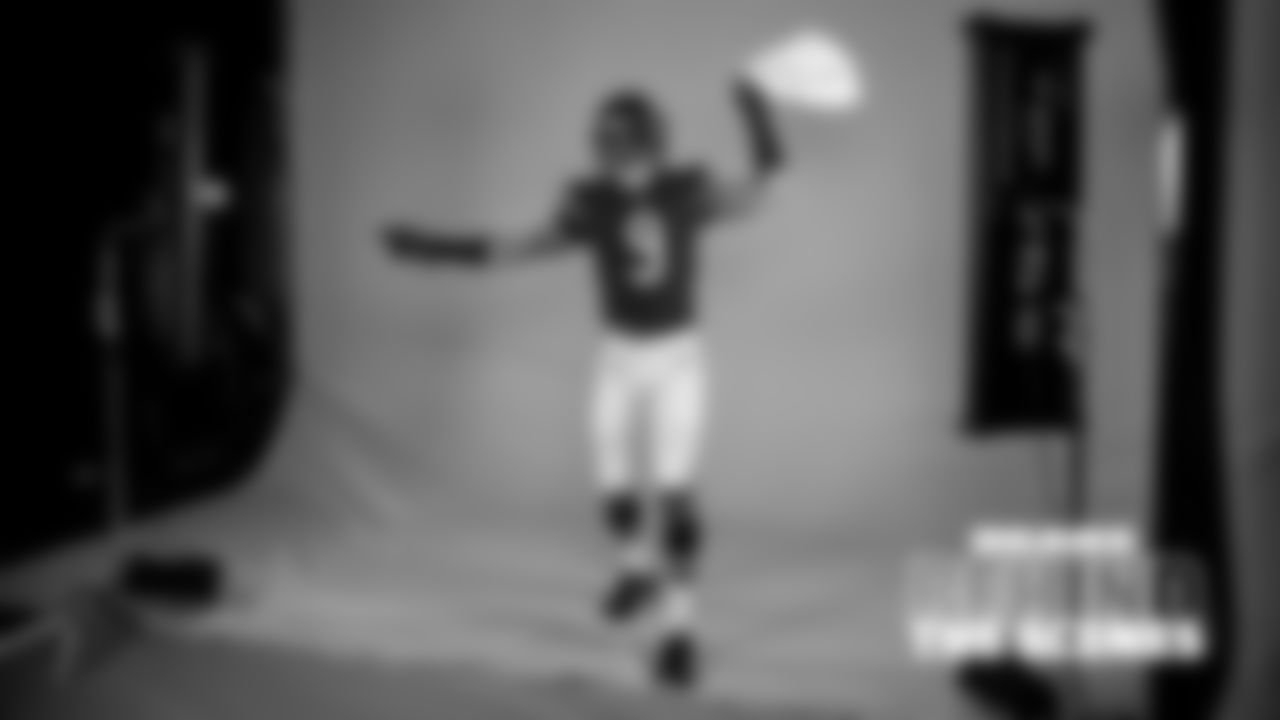 DB Jaquan Brisker