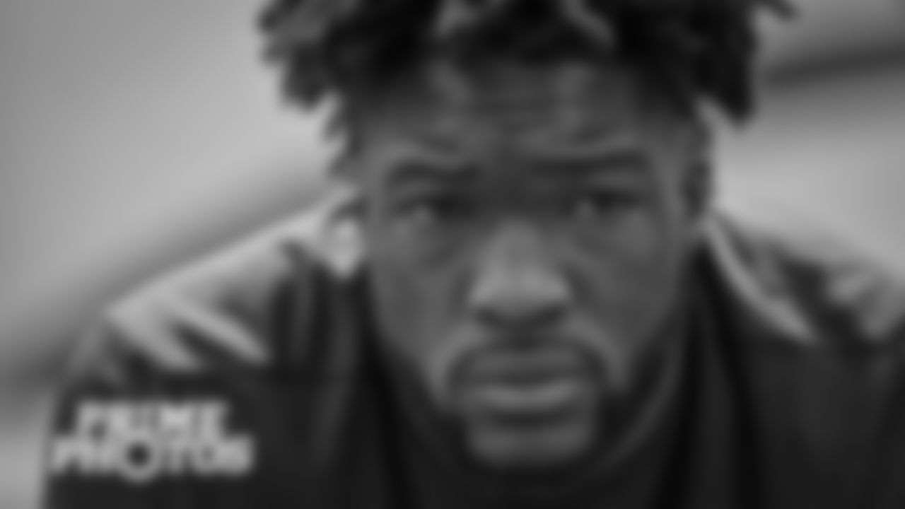LB Leonard Floyd