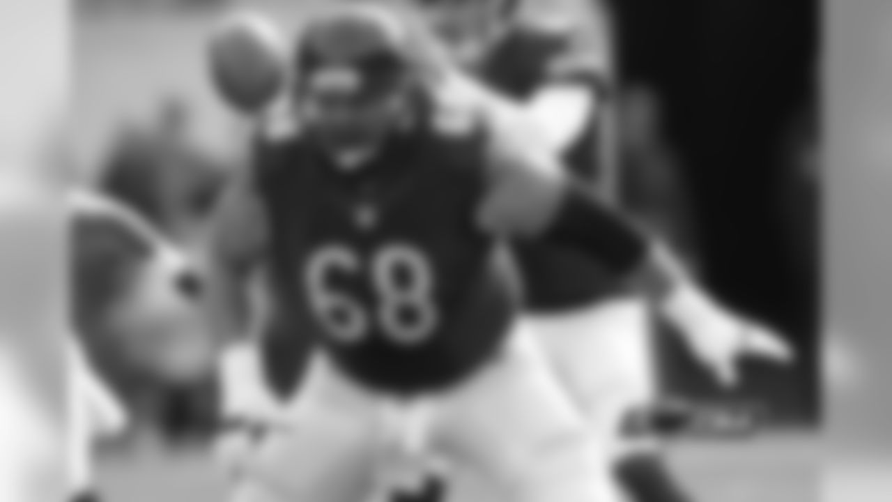 OL Matt Slauson