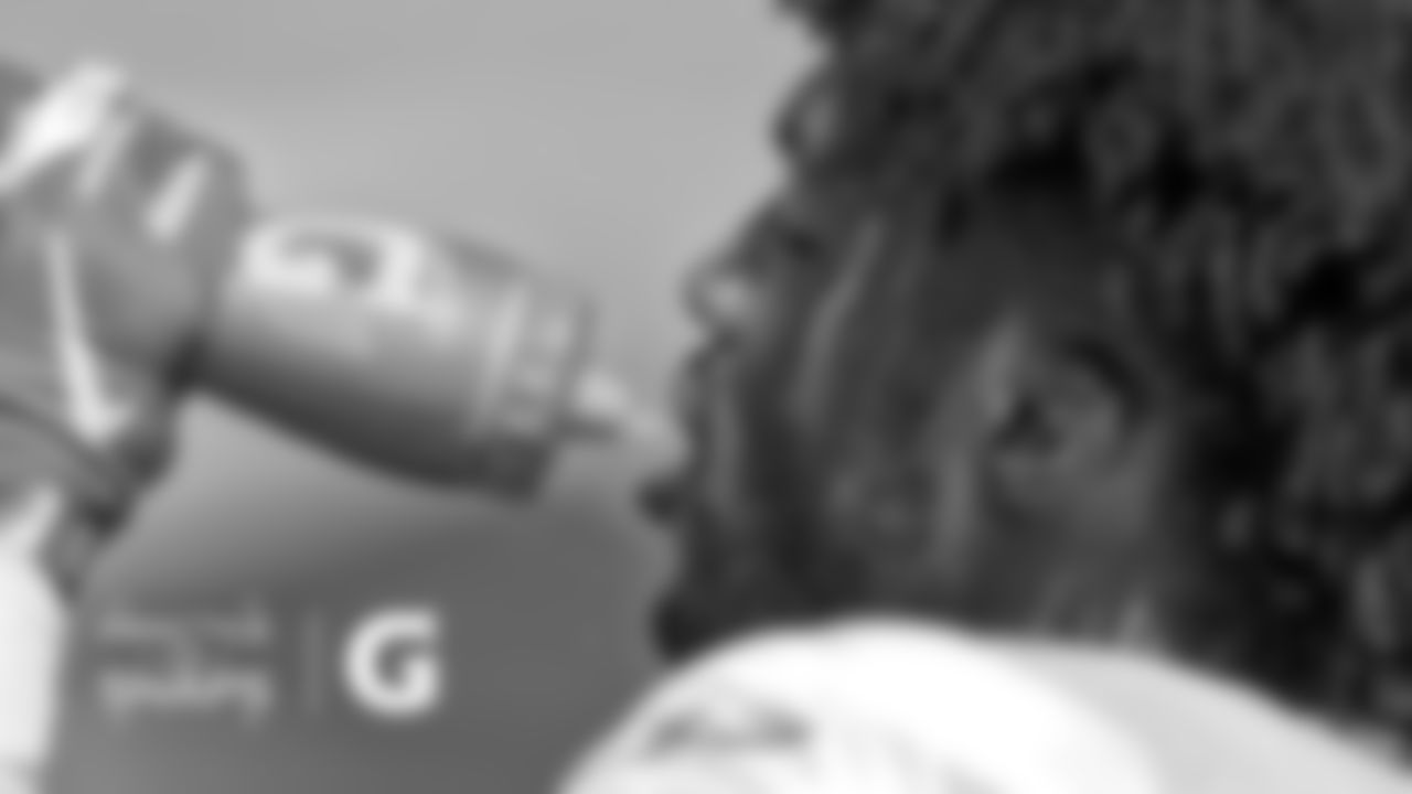 LB Leonard Floyd