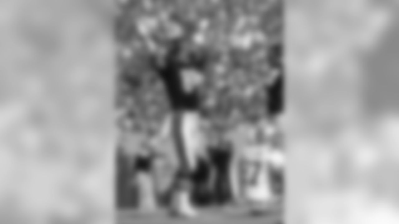 1976: Brian Baschnagel, WR