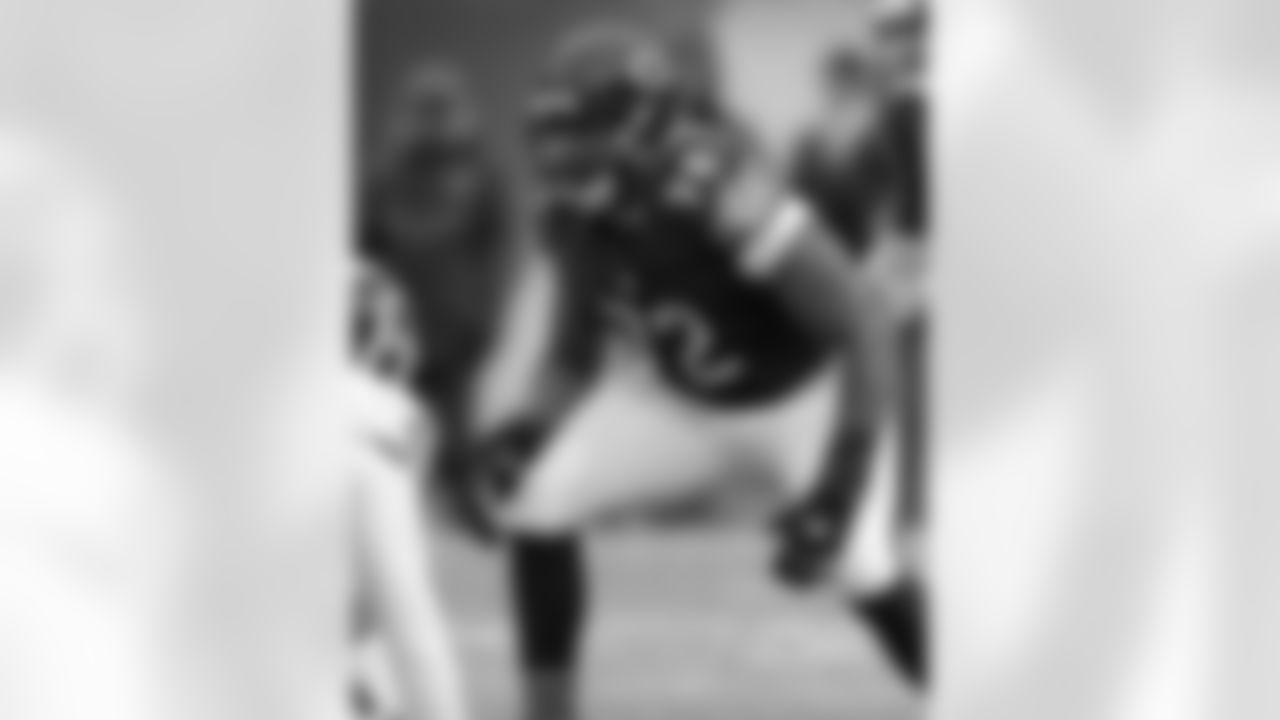 OL Charles Leno Jr.