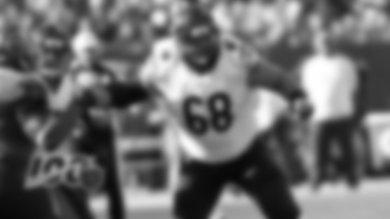 2014: Matt Slauson, G