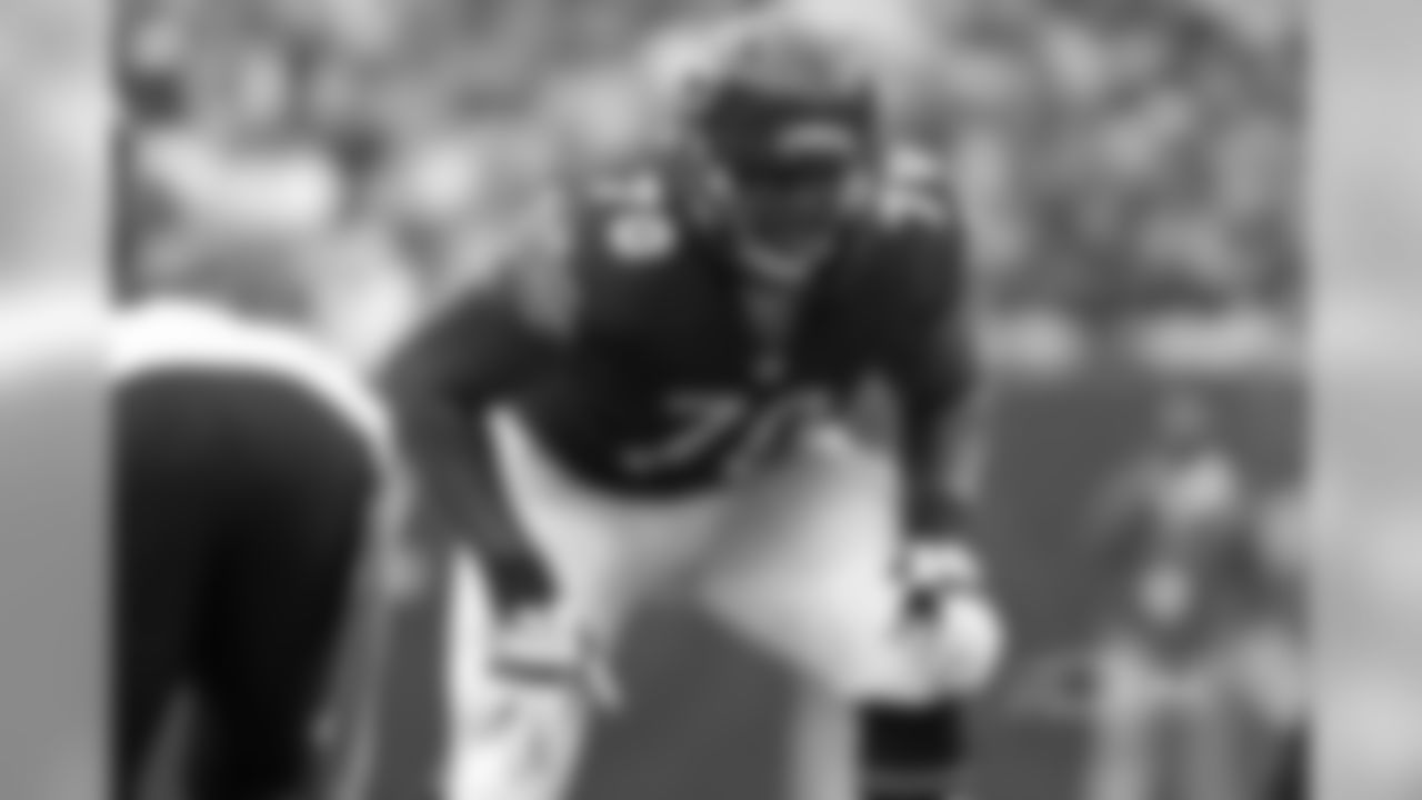OL Bobby Massie
