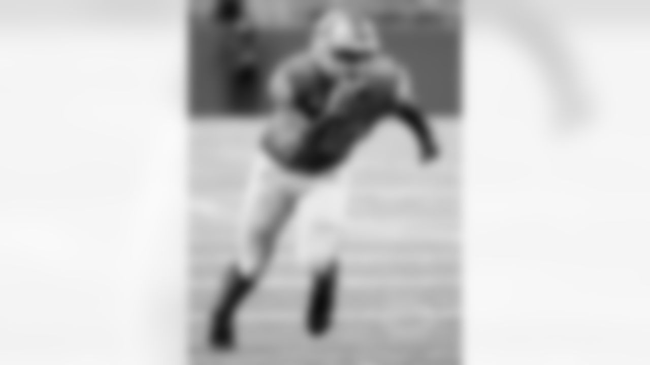 DE Trey Flowers
2021 team: Detroit Lions
