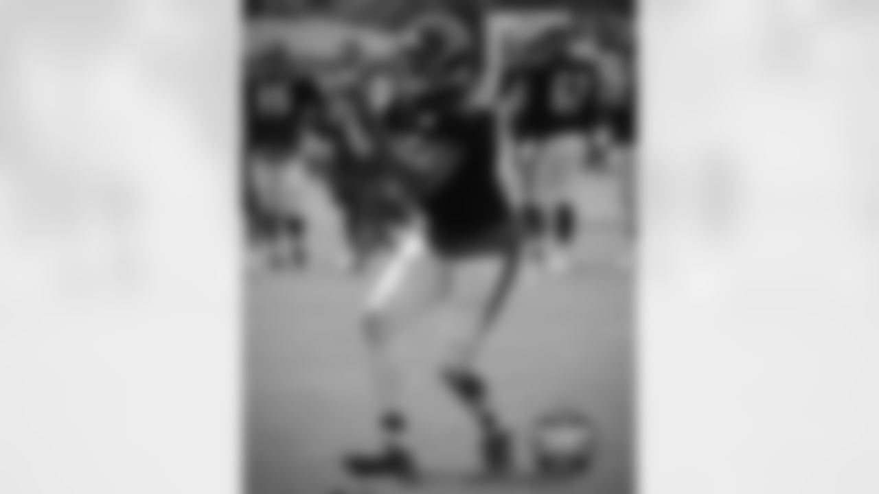 WR Darrin Peterson