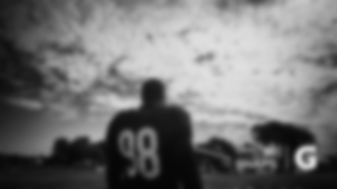 DL Bilal Nichols