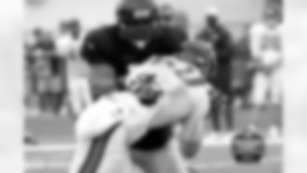 LT Jermon Bushrod, LB DeDe Lattimore