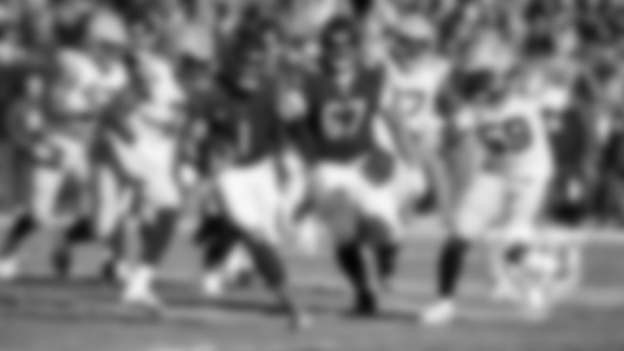 Dec. 4, 2022: Quarterback Justin Fields outraces the Packers defense for a highlight-reel 55-yard touchdown run.