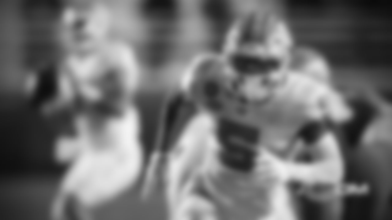 Dazz Newsome - WR - North Carolina