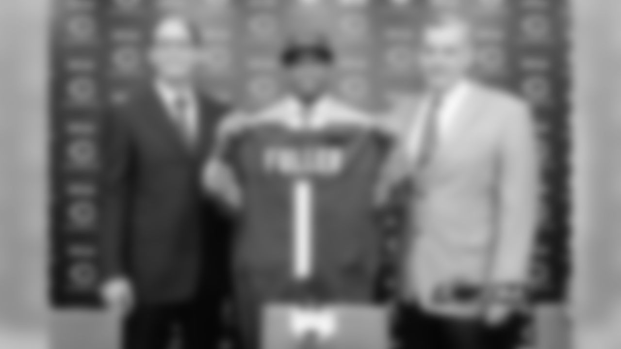 Head Coach Marc Trestman, rookie CB Kyle Fuller and General Manager Phil Emery pose for a photo opportunity to kick off Fuller's introductory press conference.