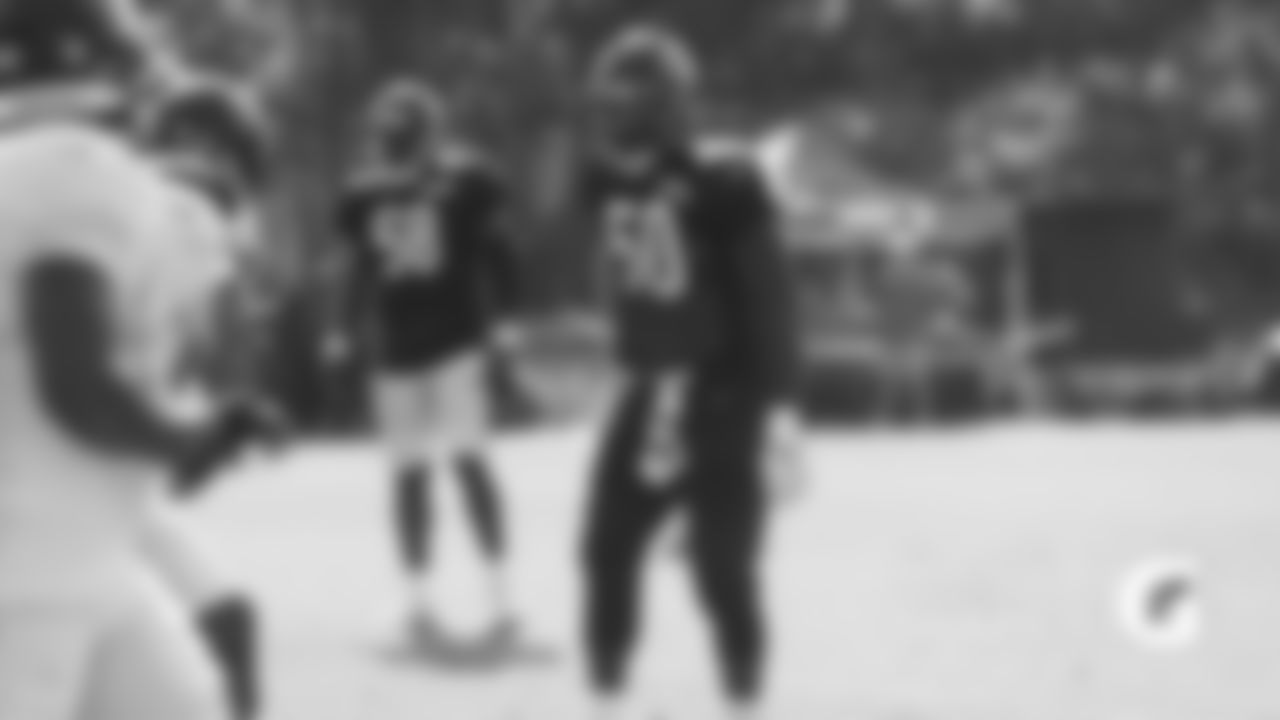 LB Jeremiah Attaochu