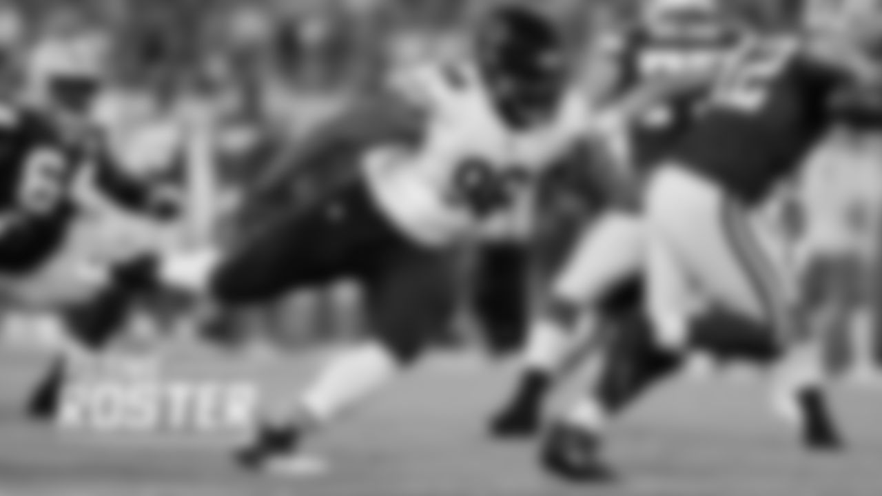 DT Akiem Hicks