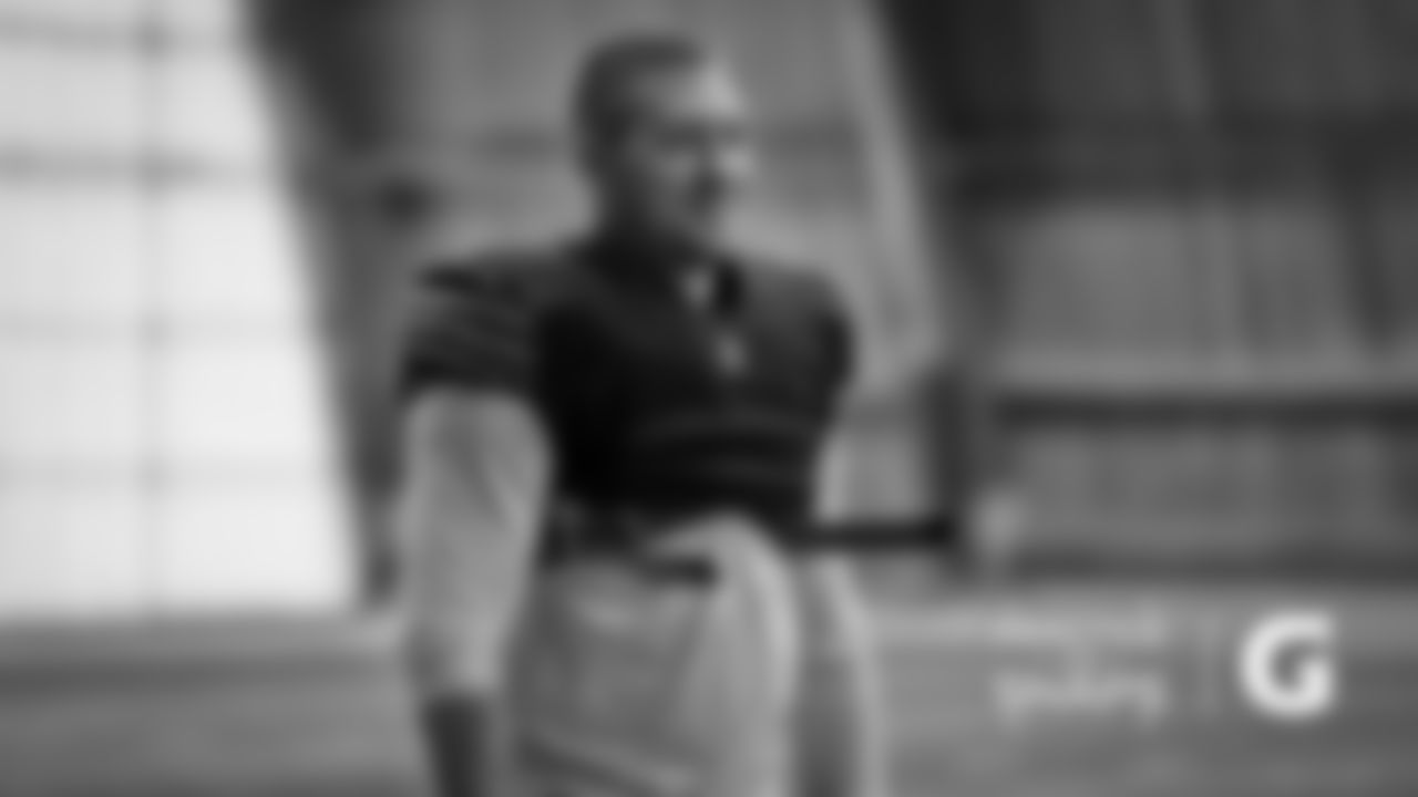 LB Nick Kwiatkoski