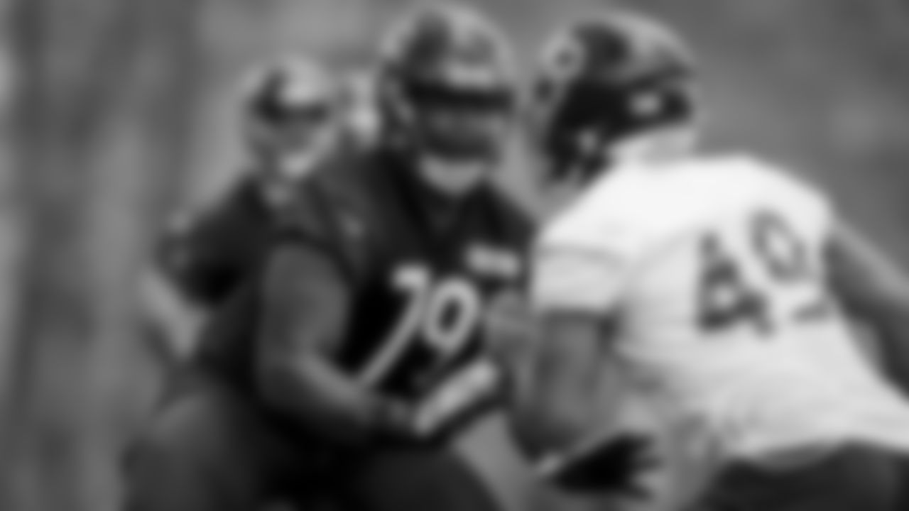 OL Jean Delance | #79