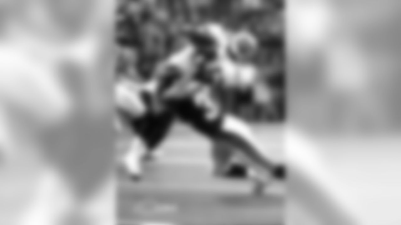 1997
Mike Logan - West Virginia cornerback (Jaguars)