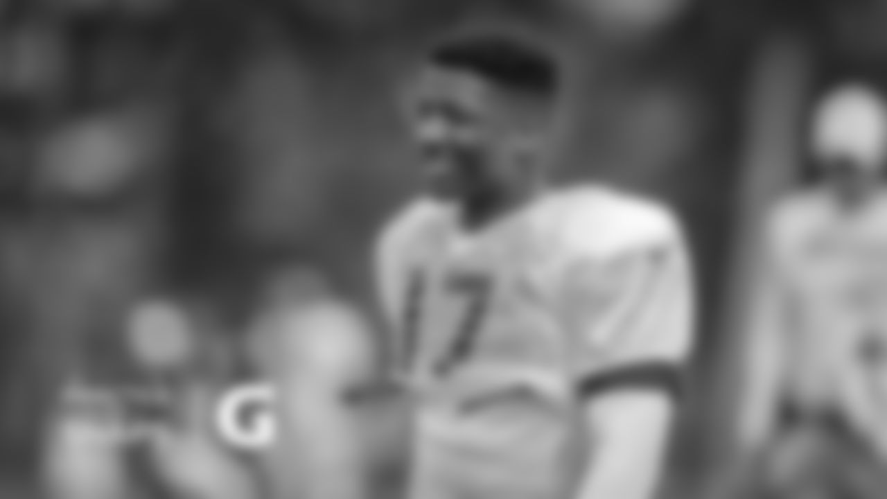 WR Anthony Miller