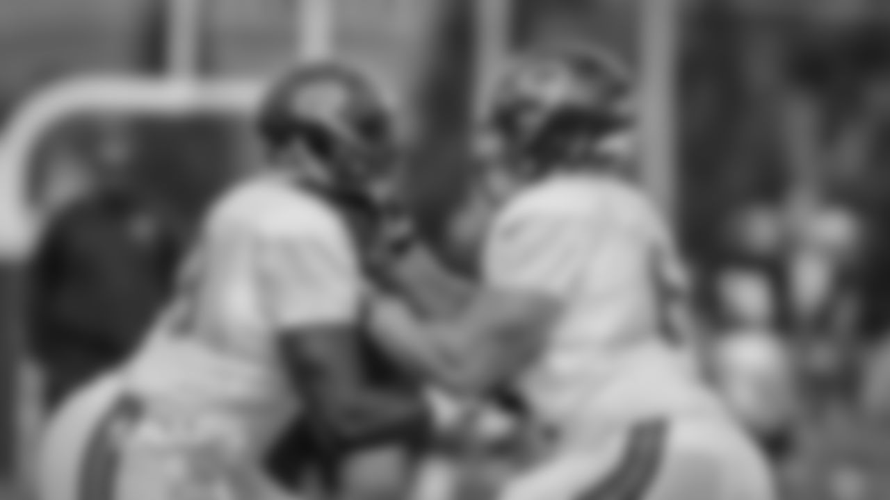 OL James Daniels, OL Eric Kush