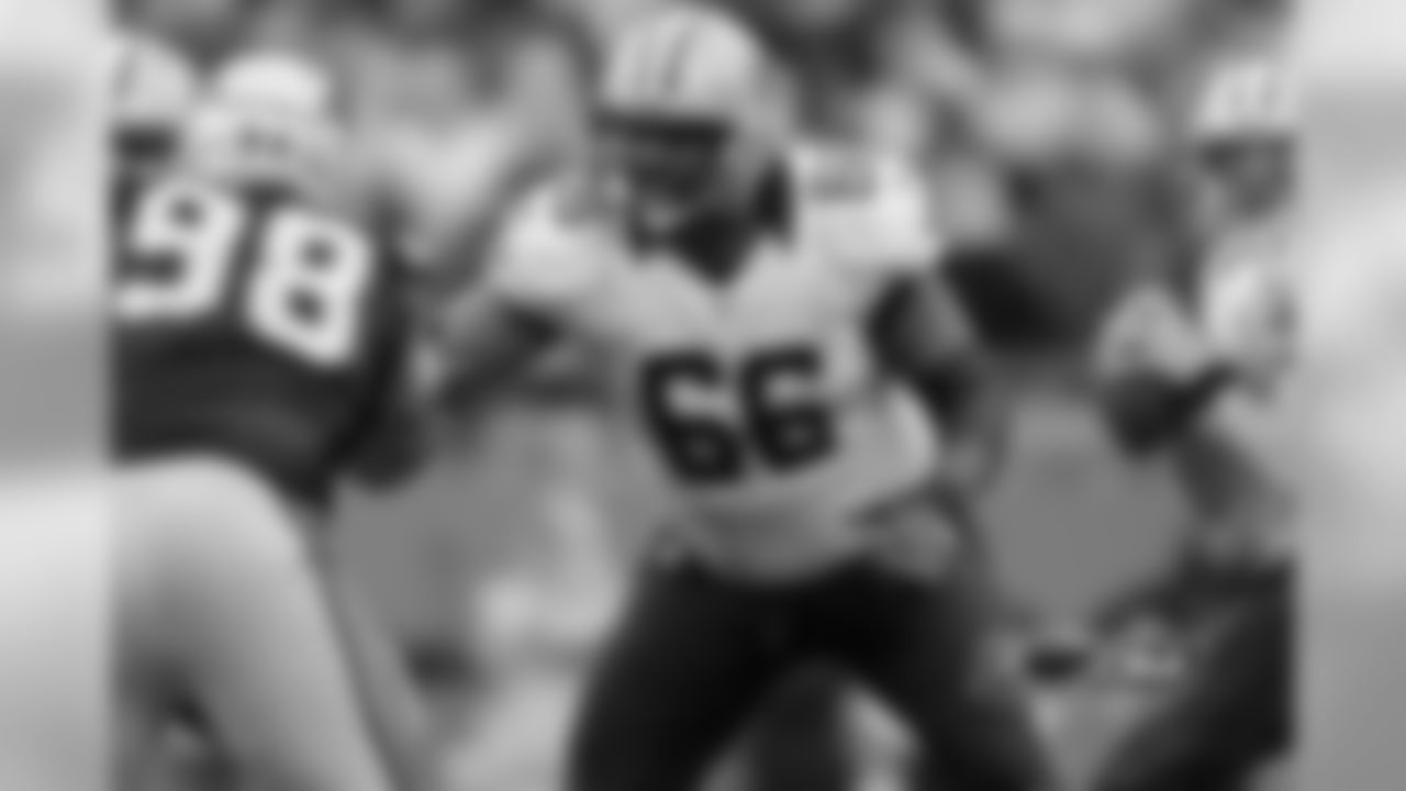 Backup: Senio Kelemete