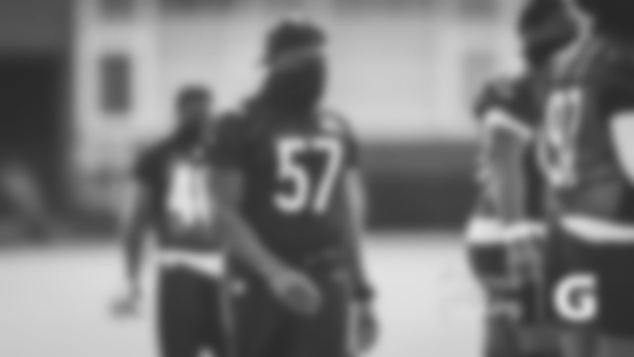 LB Ledarius Mack