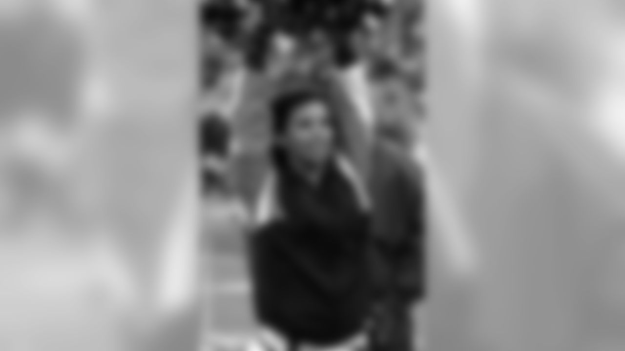 Cheerleaders 06-102