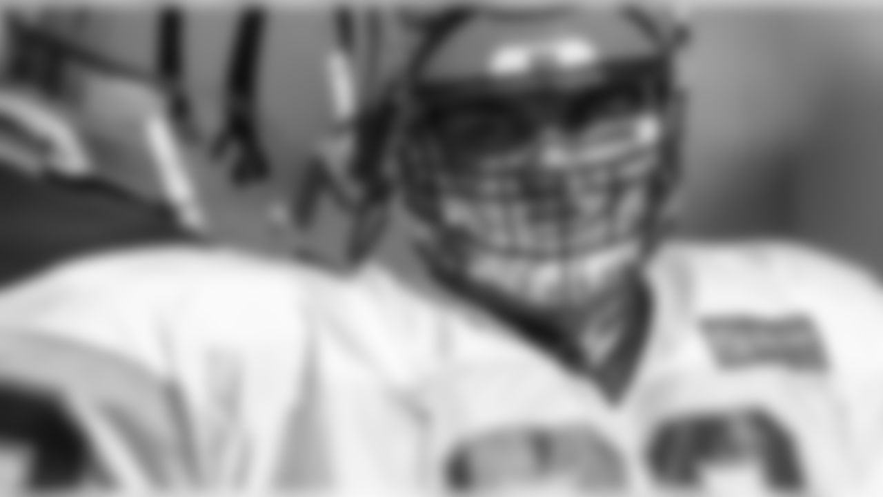 OL Alex Redmond
