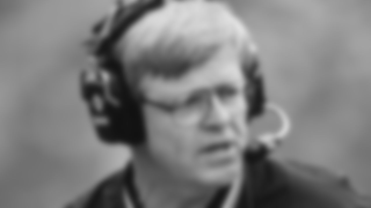 Head coach Bruce Coslet: 1996-00