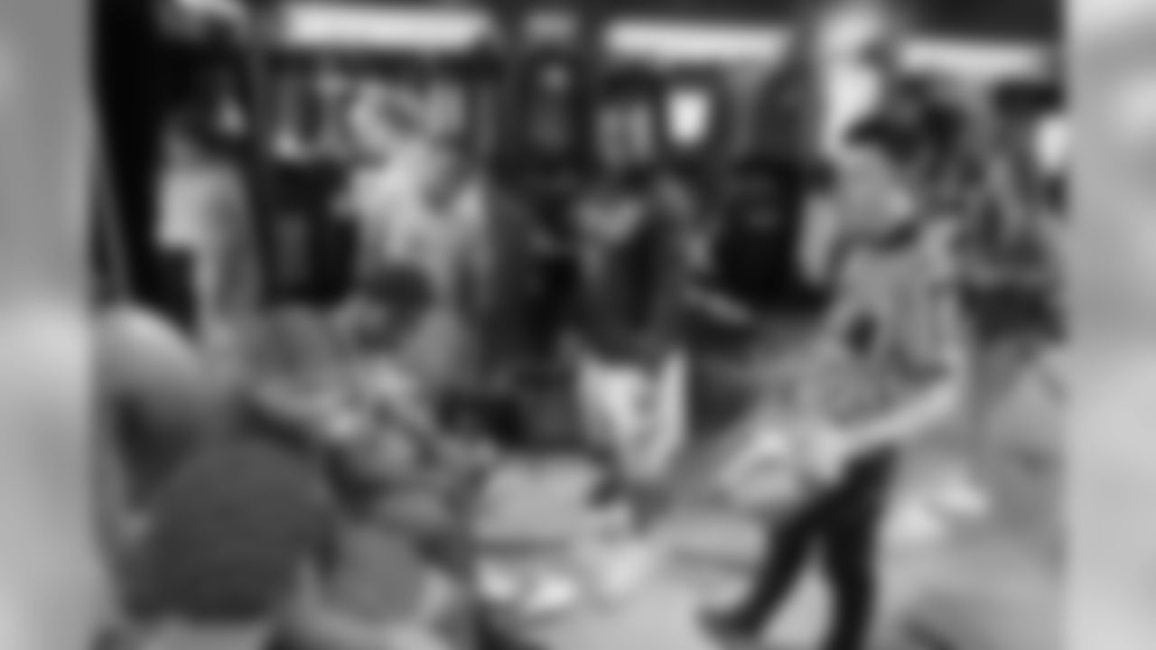 180812-mixon-back-to-school-005