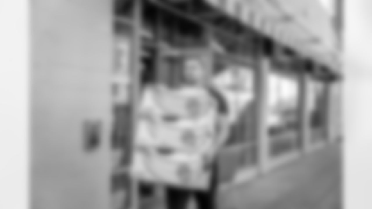 Hubbard's Cupboards 112322-25